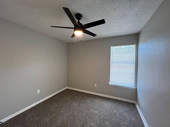 5th image of 5490 Emerald Hills Dr