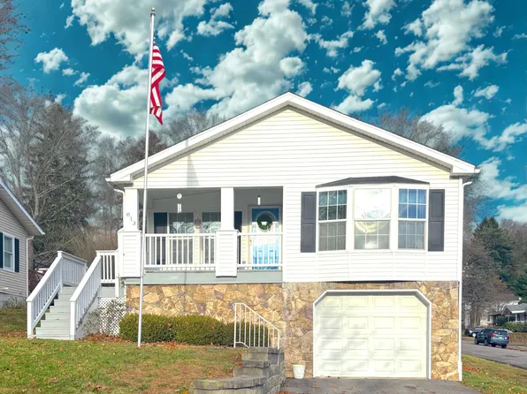 813 Poplar St, Clarks Summit, PA 18411