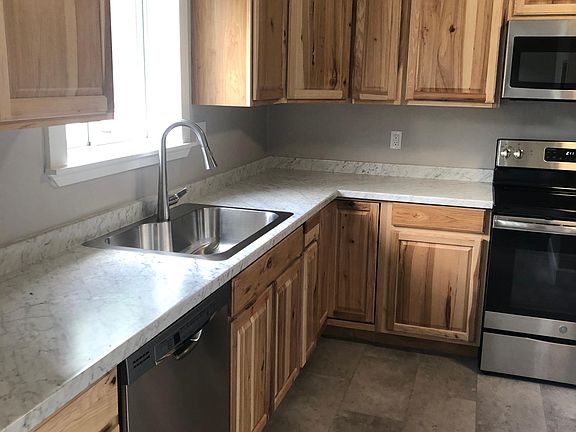 4th image of 515 Hazel St #3
