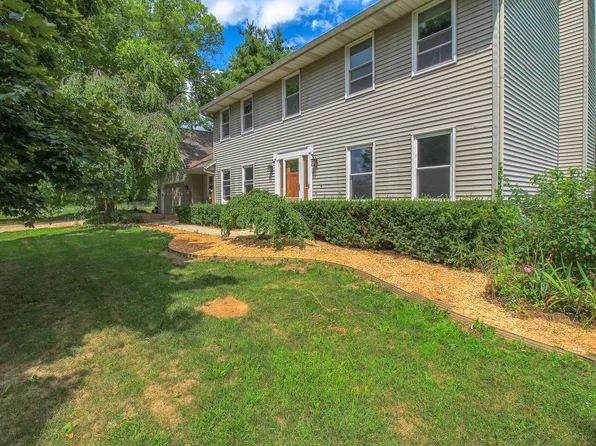 4946 Catskill St, Galesburg, MI 49053