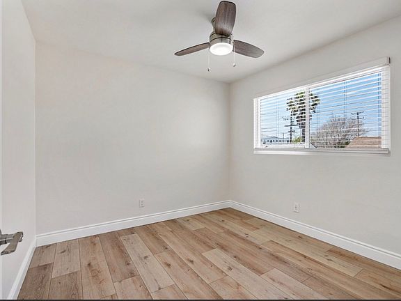 4th image of 4071 Melrose Ave #6