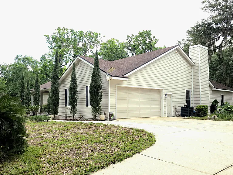 3834 Best Rd — Photo 3