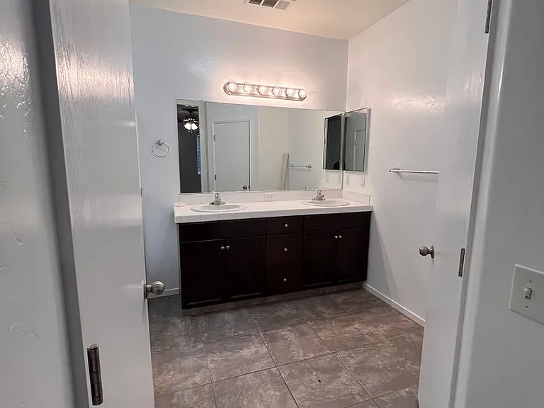 1798 Capistrano Ave — Photo 9