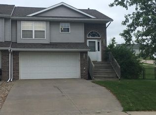 2062 Northland Cir, Coralville, IA 52241