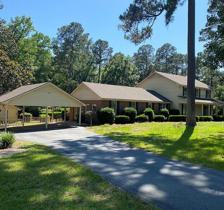 1st image of 811 Lake Laurie Dr