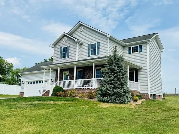 211 Rustic Ave, Broadway, VA 22815