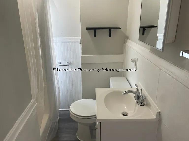 49 Commodore St — Photo 10