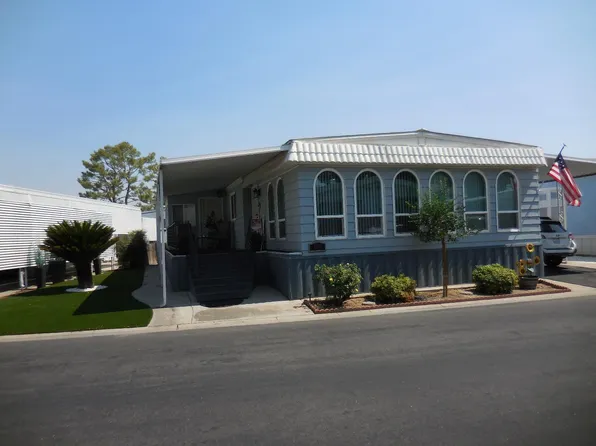 221 W Herndon Ave Spc 66, Pinedale, CA 93650