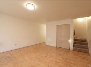 8625 23rd Ave NE #A, Seattle, WA 98115