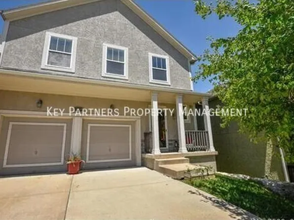 1950 W Surrey St, Olathe, KS 66061