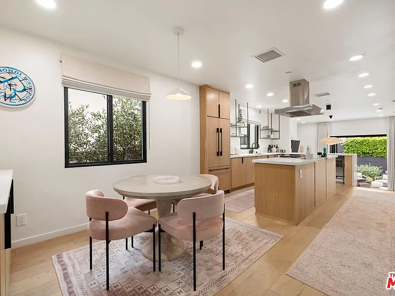 9004 Dicks St — Photo 12