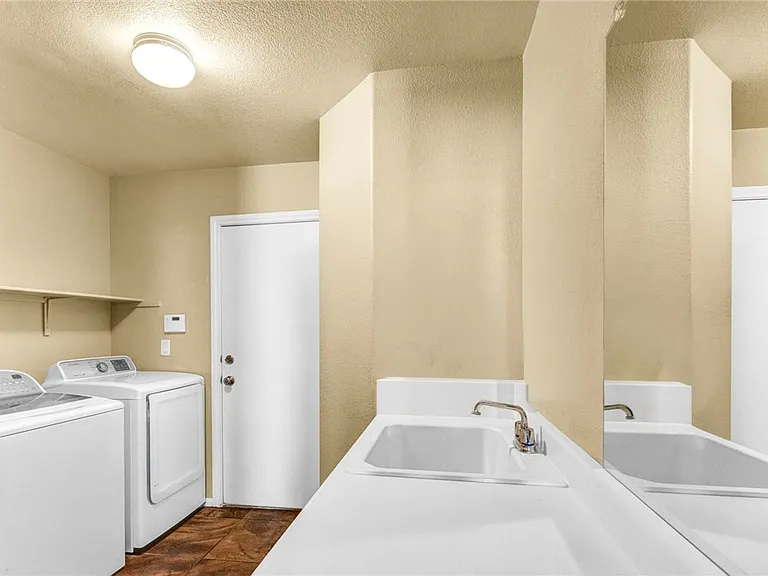 10792 Vineyard Pass St #0 — Photo 63