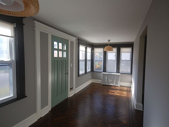 5th image of 7149 Kessel St