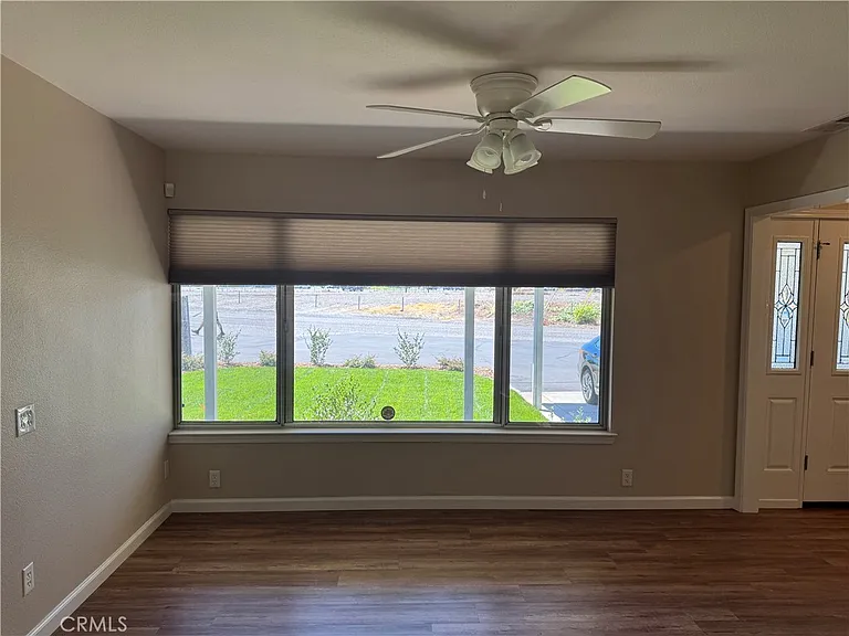 2100 Kennedy Ave — Photo 4