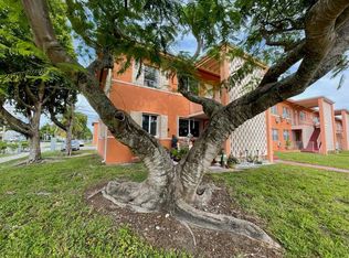 3591 SW 10th St #12B, Miami, FL 33135