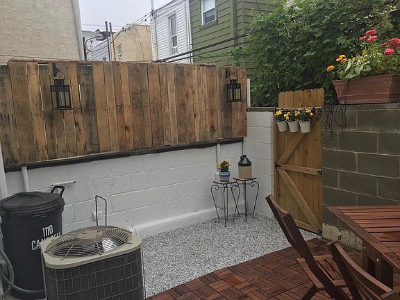 3rd image of 1110 Cantrell St