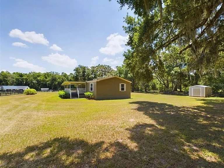 12250 NW 7th Pl — Photo 3
