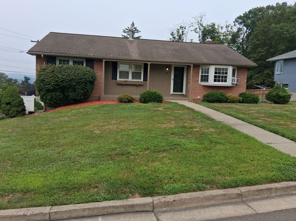 3201 Woodberry Dr