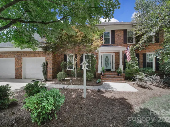 6527 Boykin Spaniel Rd, Charlotte, NC 28277