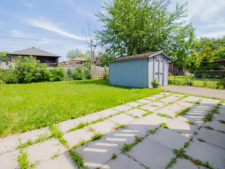 283 Deere St — Photo 16