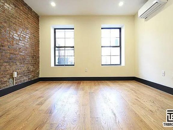 4th image of 758 Putnam Ave APT 1