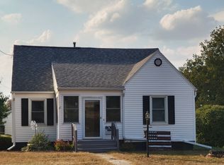 808 Locust St, Prophetstown, IL 61277