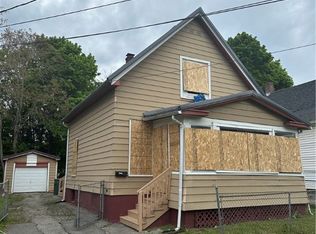 391 1st St, Rochester, NY 14605