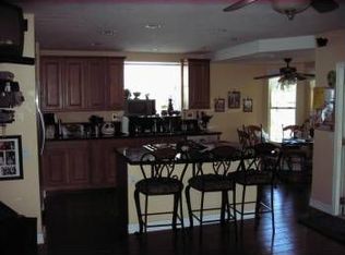 5247 Dixon Rd, Oceanside, CA 92056