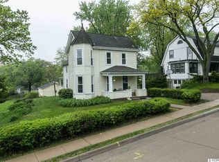 335 N Booth St, Dubuque, IA 52001