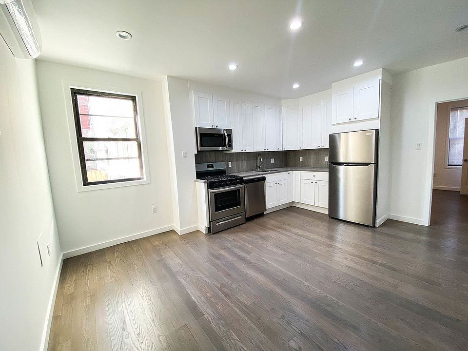 1st image of 2414 Snyder Ave APT 1