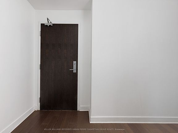 4th image of 156 Portland St #610