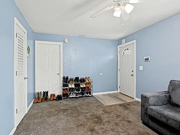 5th image of 321 E Kinkaid Ave