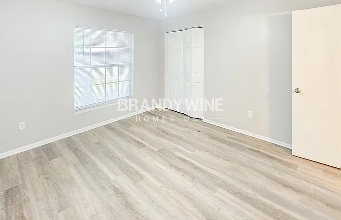 28305 International Ct — Photo 23