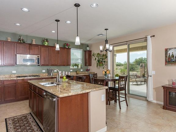 3rd image of 10815 N Avenida Vallejo