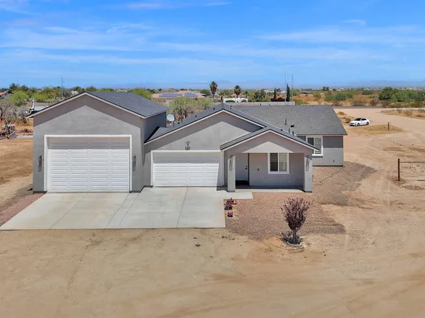 21028 N DENVER HILL Drive, Wittmann, AZ 85361