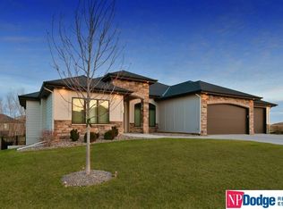 10211 S 184th St, Omaha, NE 68136