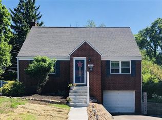 709 Somerville Dr, Pittsburgh, PA 15243