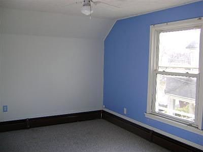 2nd image of 117 N Broadway St