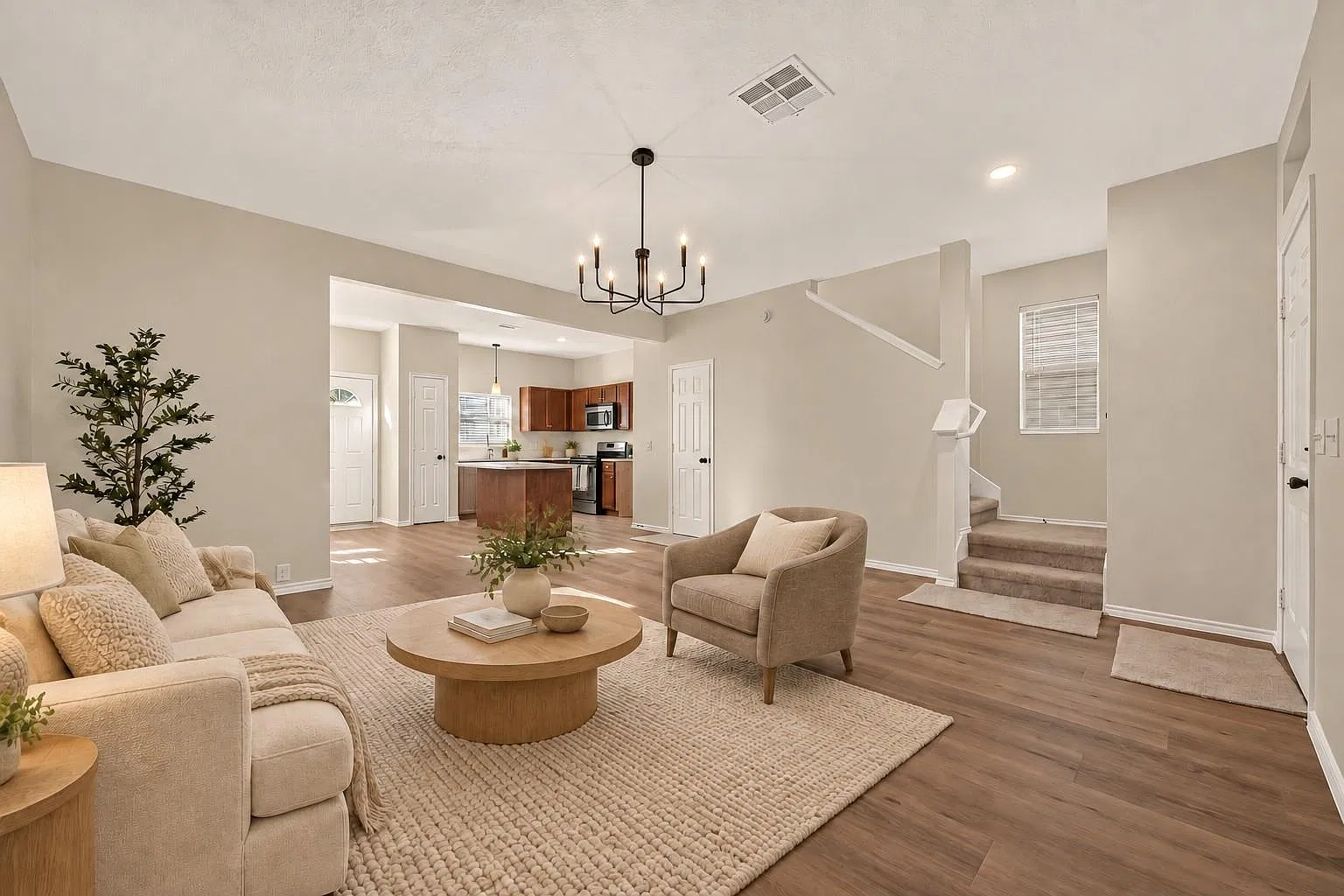 2 bed, 1.5 bath, 1323 sqft, $1,795 — Photo 4