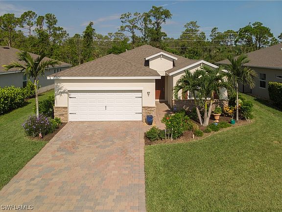2nd image of 3147 Amadora Cir