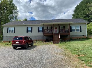 15 Eight Belles Dr, Franklin, NC 28734