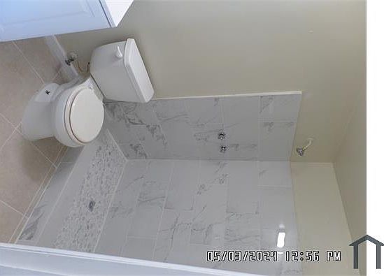5th image of 3710 NW 21st St APT 301