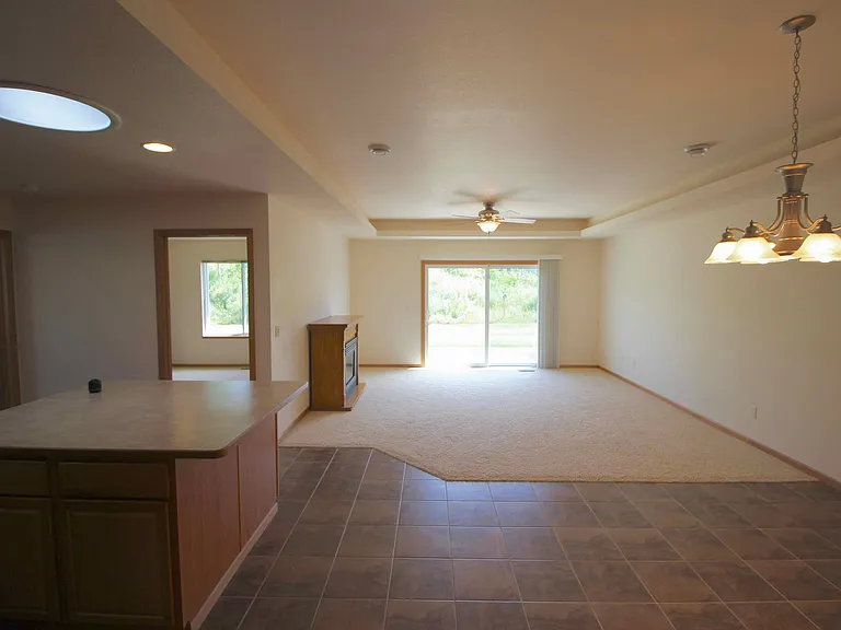 1581 Leila Ln — Photo 4
