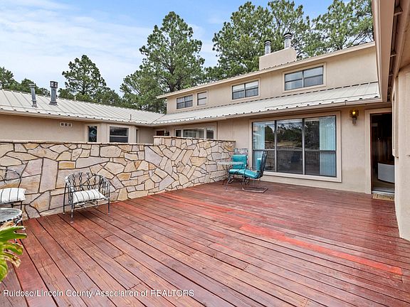 4th image of 555 White Mountain Meadows Dr