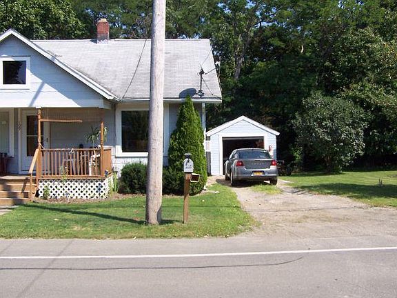 2nd image of 109 Lake Ave
