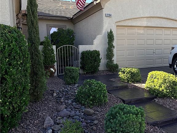 2nd image of 2284 Moresca Ave