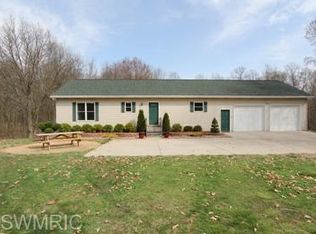 14141 Eighteen Mile Rd NE, Gowen, MI 49326