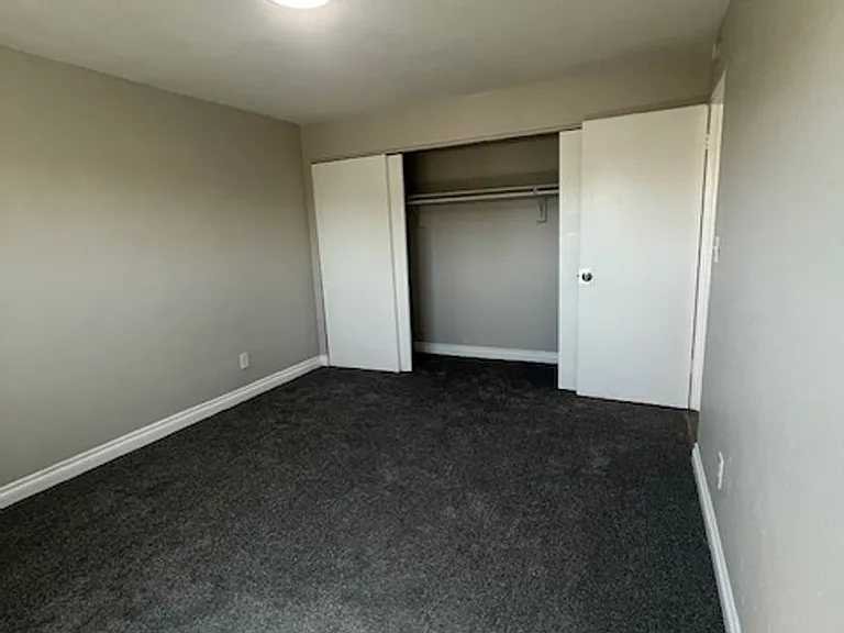 1592 Boston St — Photo 30