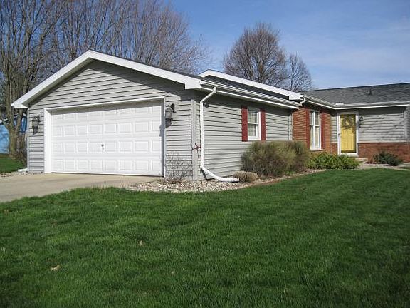 3rd image of 716 Eastgate Dr