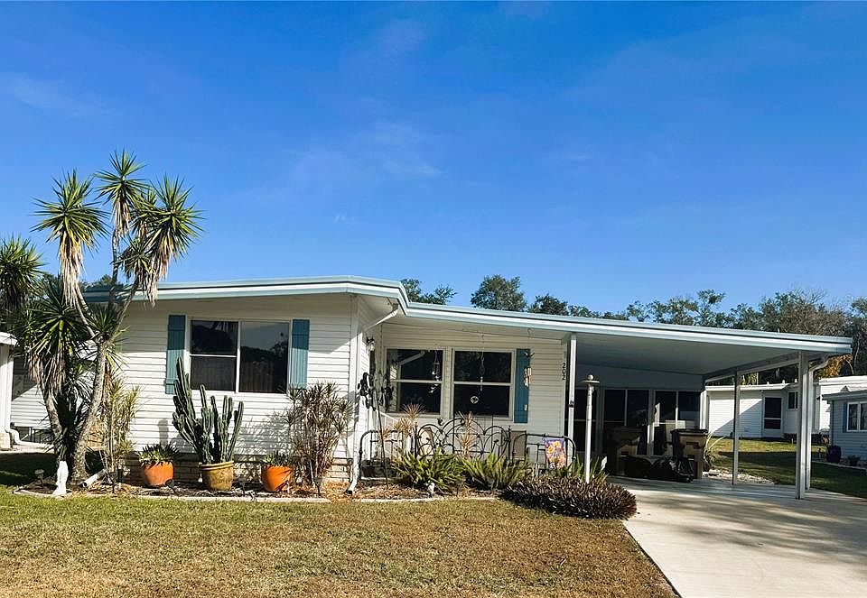 1st image of 202 Aspen Cir